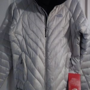 NORTH FACE WOMEN'S PUFFER CLOUD JACKET - Sz M
